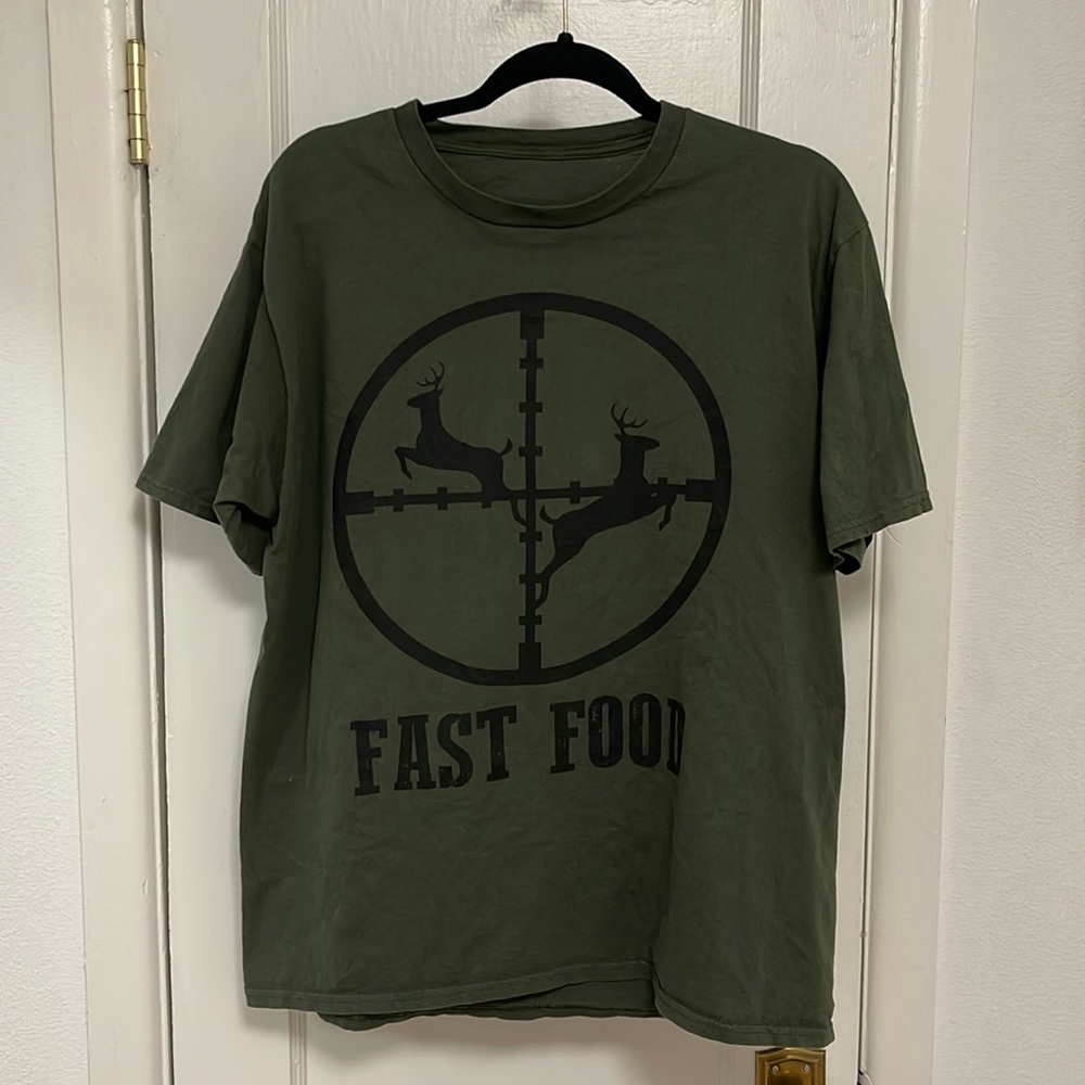 Men’s deer t-shirt